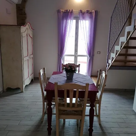 Alojamento de Acomodação e Pequeno-almoço La Bella Vite 3*